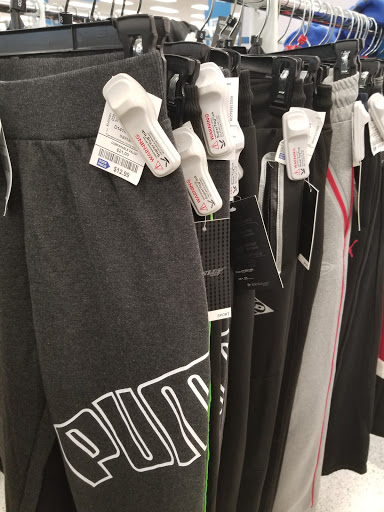 Clothing Store «Ross Dress for Less», reviews and photos, 849 Dawsonville Hwy, Gainesville, GA 30501, USA