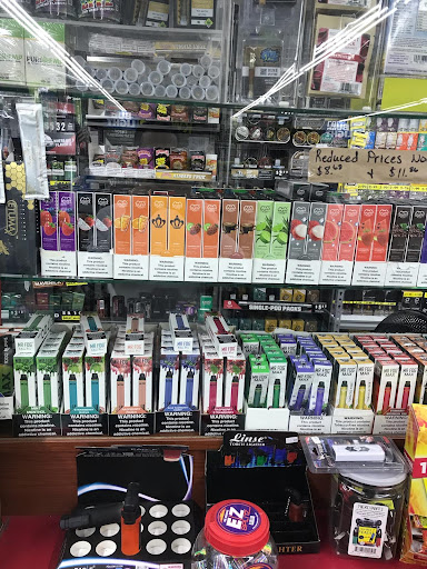 Gas Station «Quick Pump Shop», reviews and photos, 411 Dover Rd, Clarksville, TN 37042, USA