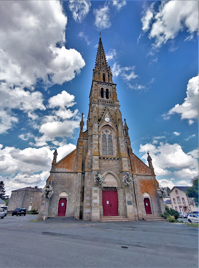 Eglise Saint-Aubin de Saint-Aubin de Beaubigné