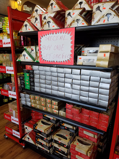 Gourmet Grocery Store «Petra Mediterranean Market», reviews and photos, 1916 Boy Scout Dr, Fort Myers, FL 33903, USA