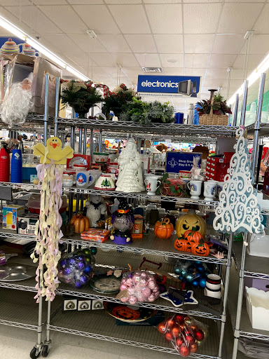 Non-Profit Organization «Goodwill Industries», reviews and photos, 1703 OH-303, Streetsboro, OH 44241, USA