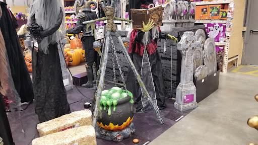 Home Improvement Store «The Home Depot», reviews and photos, 1670 W Orange Blossom Trail, Apopka, FL 32712, USA