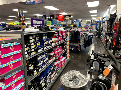 Sporting Goods Store «Big 5 Sporting Goods», reviews and photos, 18621 Main St, Huntington Beach, CA 92648, USA