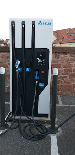 Borne de recharge de véhicules électriques Freshmile Station de recharge La Petite-Pierre