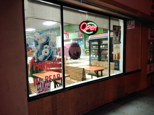 Donut Shop «Gladstone DONUT», reviews and photos, 1332 N Lake Ave, Pasadena, CA 91104, USA