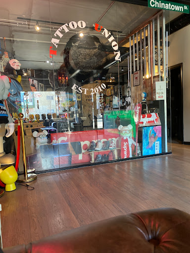 Tattoo Shop «TATTOO UNION», reviews and photos, 2601 S Halsted St, Chicago, IL 60608, USA