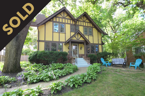 Real Estate Agency «Jolene Lindell, RE/MAX Real Estate Concepts», reviews and photos, 4800 Mills Civic Pkwy, West Des Moines, IA 50265, USA