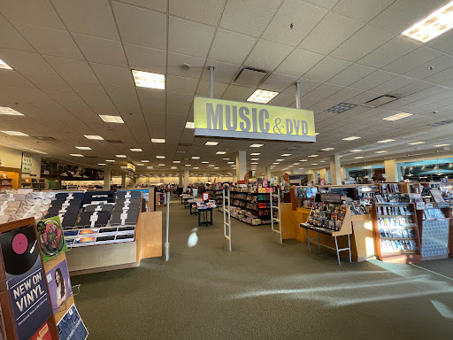 Barnes & Noble image