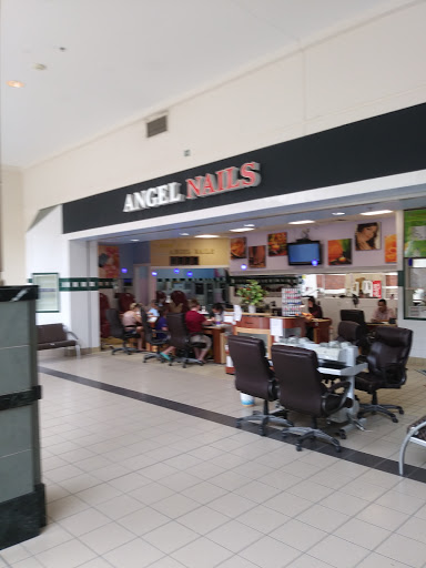 Shopping Mall «Diamond Run Mall», reviews and photos, 46 Diamond Run Pl, Rutland, VT 05701, USA