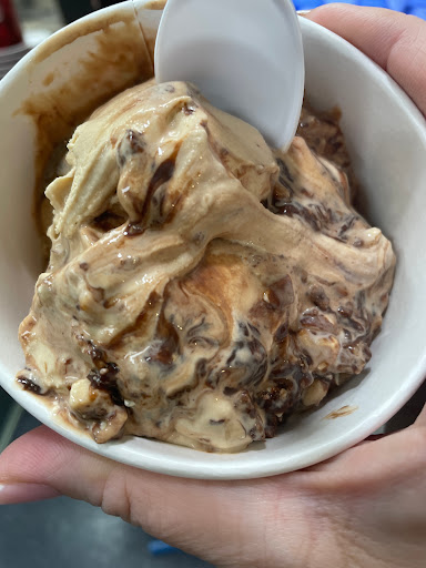 Ice Cream Shop «Cold Stone Creamery», reviews and photos, 250 N Atlantic Ave #102, Daytona Beach, FL 32118, USA