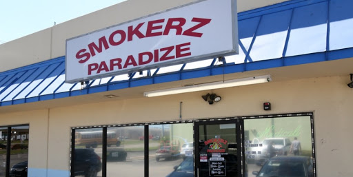 Smokerz Paradize, 8141 Pat Booker Rd, Live Oak, TX 78233, USA, 