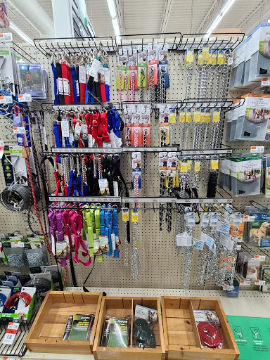 Pet Supply Store «Pet Supplies Plus», reviews and photos, 6845 Highland Rd, White Lake, MI 48383, USA