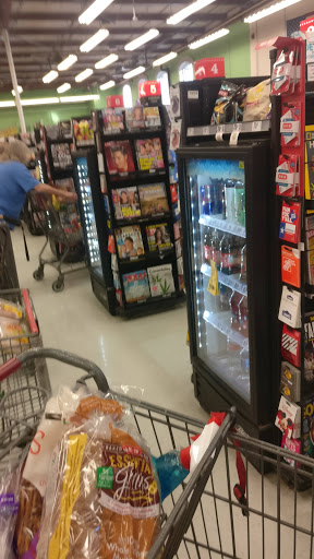 Grocery Store «H-E-B Grocery», reviews and photos, 207 E South St, Alvin, TX 77511, USA