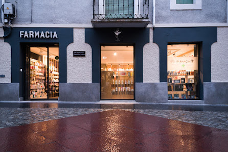 Farmacia Isabel Villar Fernández C. Mayor, 18, 22700 Jaca, Huesca, España