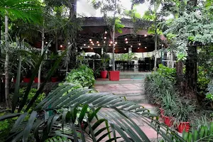 Ratapani Jungle Lodge image
