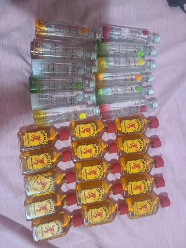 Liquor Store «North End Wine & Liquor Store», reviews and photos, 2509 Webster Ave, Bronx, NY 10458, USA