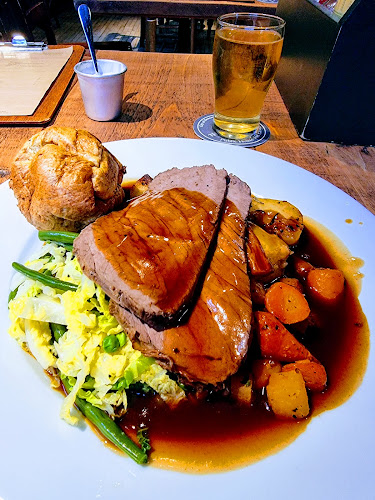 The Town Wall - Pub