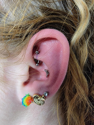 Tattoo Shop «Earthborn Studios», reviews and photos, 1359 Washington Ave, Evansville, IN 47714, USA