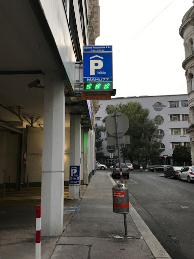 Best in Parking – Garage MAHÜ77