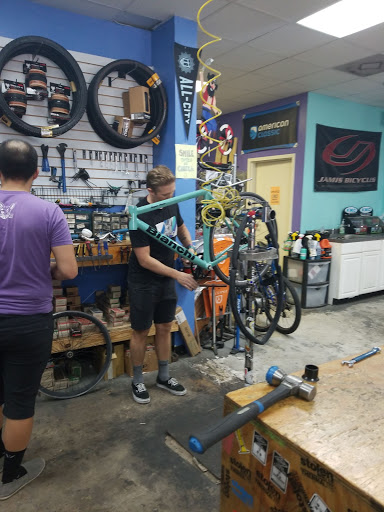 Bicycle Store «City Bike Tampa», reviews and photos, 208 E Cass St, Tampa, FL 33602, USA
