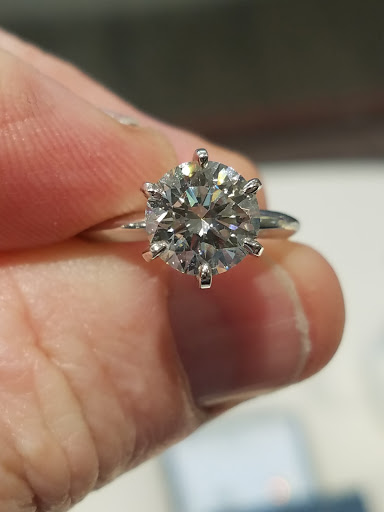 Jewelry Store «Iroff and Son Jewelers», reviews and photos, 3960 Old Milton Pkwy #300, Alpharetta, GA 30005, USA