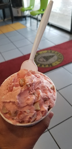 Ice Cream Shop «Marble Slab Creamery», reviews and photos, 780 E Road to Six Flags St #234, Arlington, TX 76011, USA