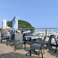 Atmosphère du La Voile Bleue - Restaurant Mandelieu-la-Napoule - n°2