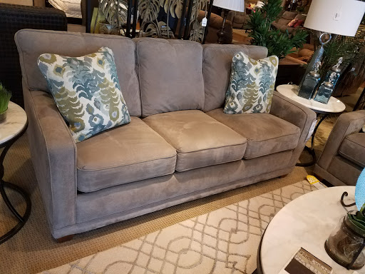 Furniture Store «La-Z-Boy Furniture Galleries», reviews and photos, 19230 Alderwood Mall Pkwy #180, Lynnwood, WA 98036, USA