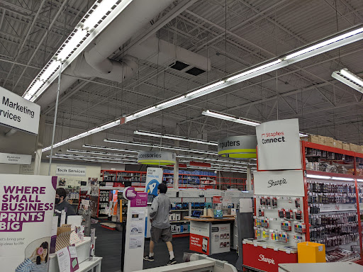 Office Supply Store «Staples», reviews and photos, 213 N Glendale Ave, Glendale, CA 91206, USA