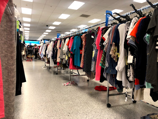 Clothing Store «Ross Dress for Less», reviews and photos, 3500 East-West Hwy, Hyattsville, MD 20782, USA