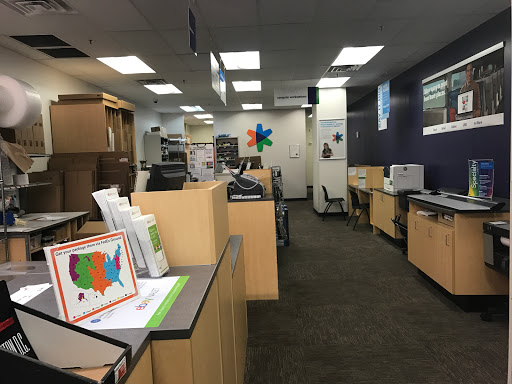Print Shop «FedEx Office Print & Ship Center», reviews and photos, 8190 Strawberry Ln #9, Falls Church, VA 22042, USA