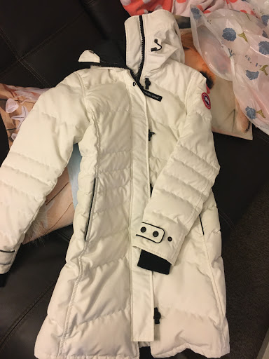 Dry Cleaner «Mulberrys Garment Care», reviews and photos, 5127 Gus Young Ln, Minneapolis, MN 55436, USA