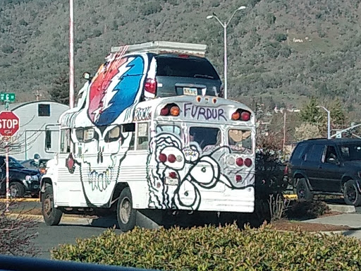 Liquor Store «Grants Pass Liquor Stores», reviews and photos, 210 SE 8th St, Grants Pass, OR 97526, USA