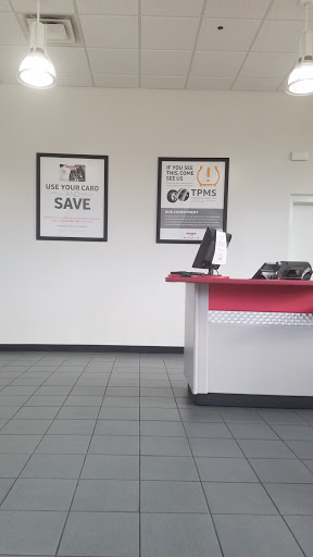 Tire Shop «Discount Tire Store», reviews and photos, 8550 N MacArthur Blvd, Irving, TX 75063, USA