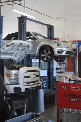 Auto Repair Shop «R & M Auto Repair Xperts», reviews and photos, 3190 E Sunset Rd C, Las Vegas, NV 89120, USA