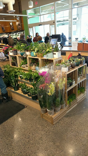 Grocery Store «Seward Community Co-op - Friendship Store», reviews and photos, 317 E 38th St, Minneapolis, MN 55409, USA