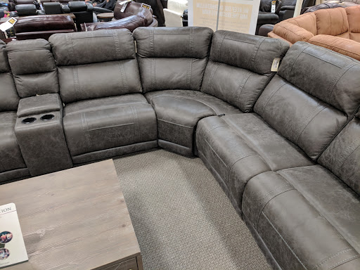 Furniture Store «The Dump Furniture Outlet», reviews and photos, 124 Newmarket Square, Newport News, VA 23605, USA