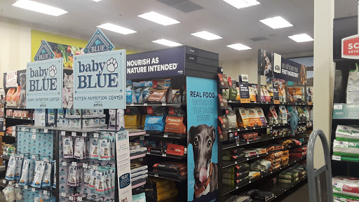 Pet Supply Store «Petco Animal Supplies», reviews and photos, 18200 NW Evergreen Pkwy, Beaverton, OR 97006, USA