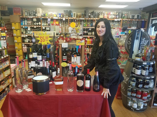 Wine Store «Primo Wine & Liquor Outlet», reviews and photos, 588 Sunrise Hwy, West Babylon, NY 11704, USA
