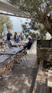 Atmosphère du Le Corner du Môle - Restaurant à La Flotte - n°8