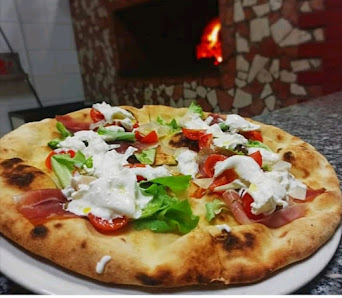 Pianeta Pizza Via Ventriglia, 81047 Macerata Campania CE, Italia