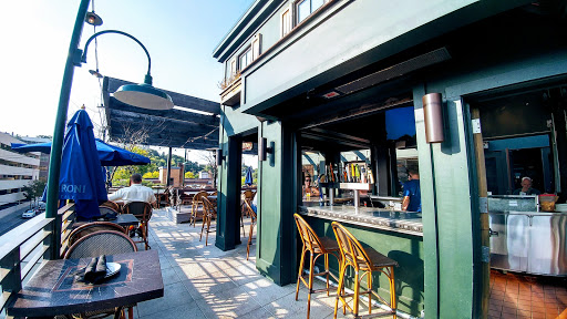 Italian Restaurant «Cossetta», reviews and photos, 211 7th St W, St Paul, MN 55102, USA