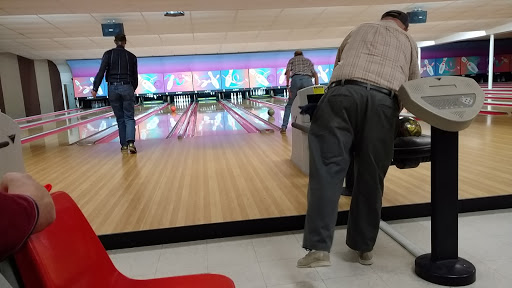 Bowling Alley «Parkside Lanes», reviews and photos, 815 S Co Rd 200 W, Greensburg, IN 47240, USA