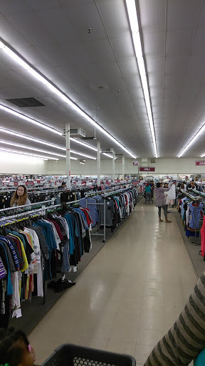 Clothing Store «Burlington Coat Factory», reviews and photos, 2035 S Robert St, West St Paul, MN 55118, USA