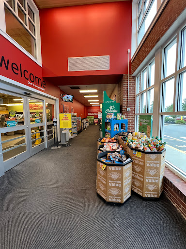 Grocery Store «Hannaford Supermarket», reviews and photos, 174 1st New Hampshire Turnpike, Northwood, NH 03261, USA
