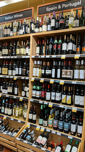 Grocery Store «Whole Foods Market», reviews and photos, 11660 Plaza America Dr, Reston, VA 20190, USA