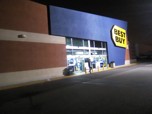 Electronics Store «Best Buy», reviews and photos, 2701 Cherry Ave, Signal Hill, CA 90755, USA