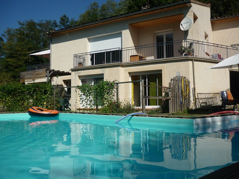 Les Fenouils, gite avec piscine Arnave