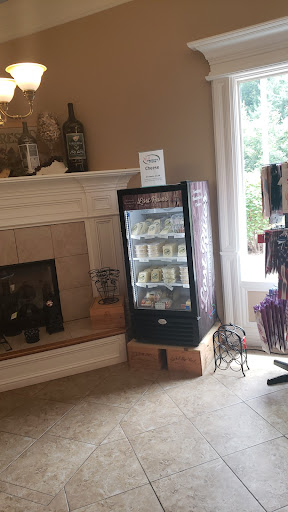 Winery «Forest Edge Winery», reviews and photos, 1910 Clermont Rd, Shepherdsville, KY 40165, USA