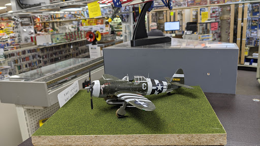 Hobby Store «Chicagoland Toys and Hobbies», reviews and photos, 6017 N Northwest Hwy, Chicago, IL 60631, USA